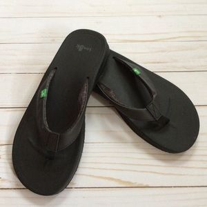 Black flip flops